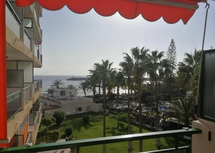 Comodoro Cristianos 301a